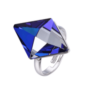The magical Austrian crystal unique ring — Glintzia