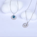 The queen Swarovski crystal plated platinum necklace