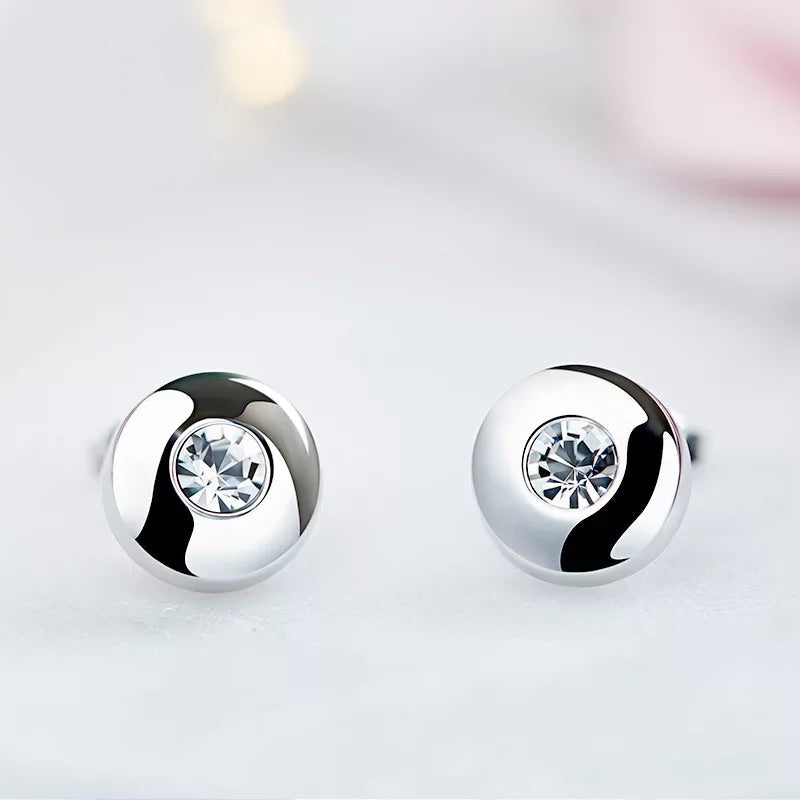 Sterling silver cute little earrings with little crystals