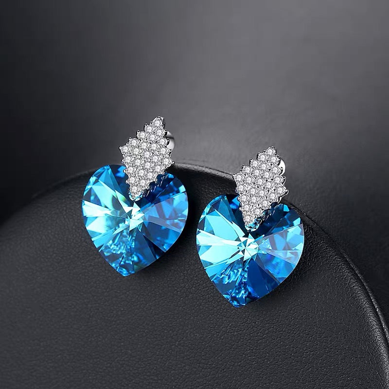 The Swarovski Crystal big Heart Earrings - EARRINGS